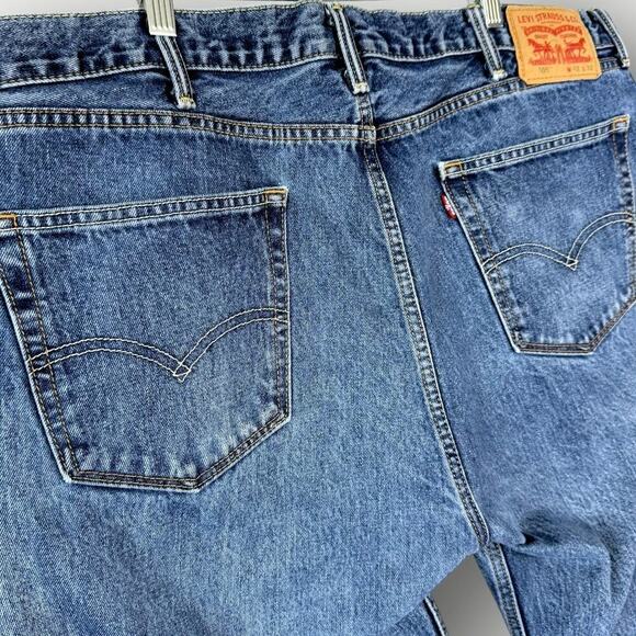 Levi's 505 Original Regular Fit Straight Leg Medium Wash Blue Jeans Size 42X32 - Picture 9 of 15